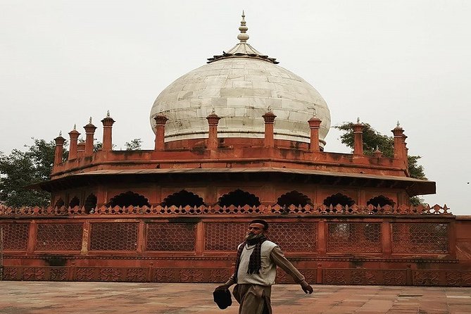 Agra Taj Mahal Day Tour By Luxury Car With Tour Guide - Getting to the Taj Mahal right after arrival