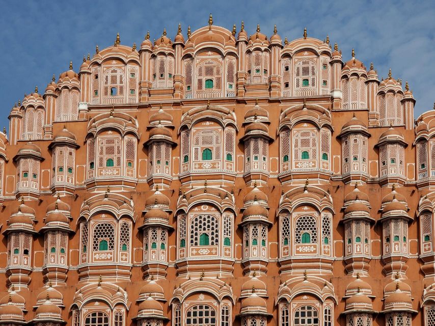 Agra: Taj Mahal Guided Tour with Photography & Rental Saree - The Outfit Stop: Sarees and Kurta-Pyjamas for Real Photo Impact
