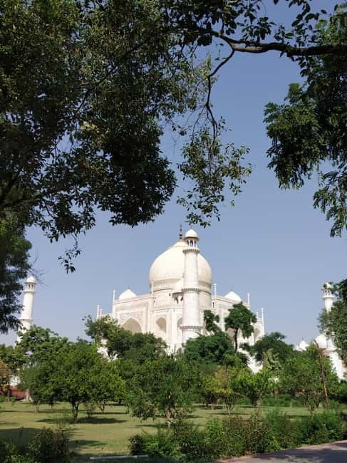 Agra: Taj Mahal Guided Tour with Photography & Rental Saree - Important Planning Notes: Closures, Who Should Skip It, and Simple Rules