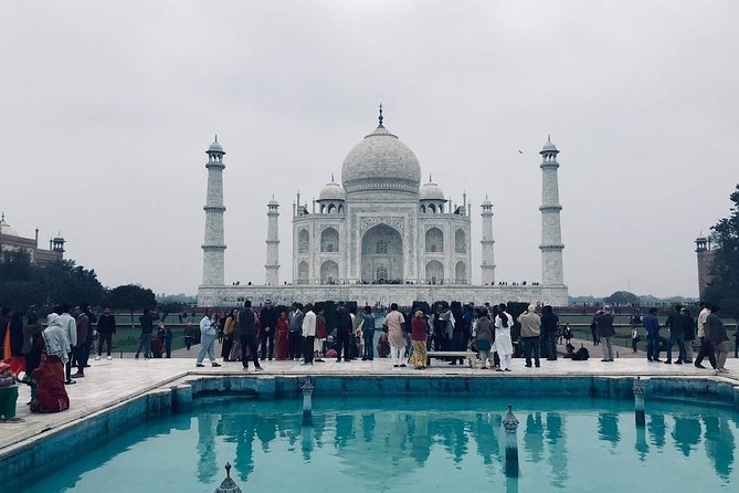 Agra Taj Mahal Tour and Jaipur Tour from Delhi in 2 days - Price and logistics: does $229 per person make sense?