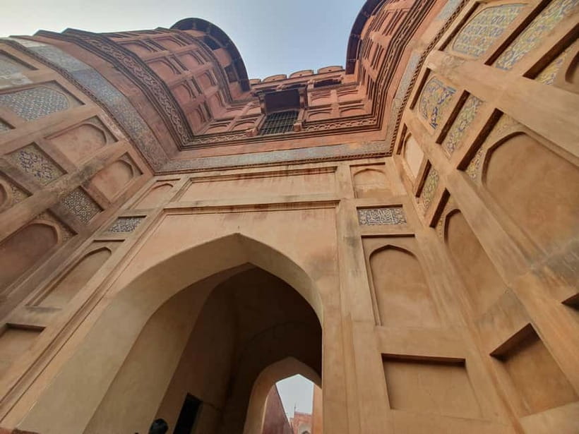 Agra: Taj Mahal Vip tickets with Professional Photographer - FAQ
