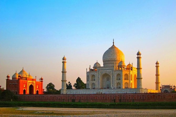 Agra,Taj Mahal with Fatehpur Sikri Day Trip from Delhi includes Guide - How This 14-Hour Agra Day Trip Runs From Delhi