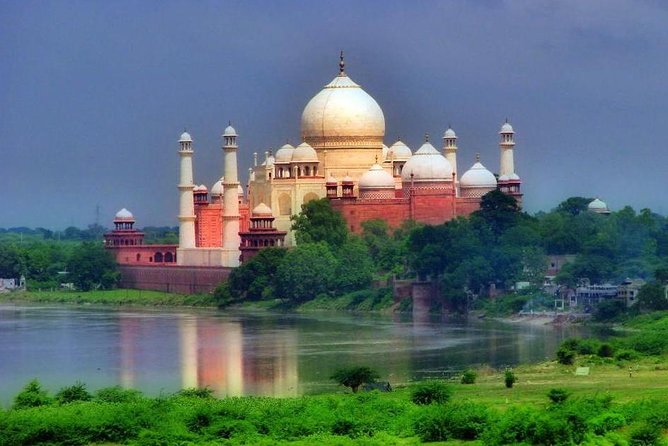 Agra,Taj Mahal with Fatehpur Sikri Day Trip from Delhi includes Guide - Lunch, Food, and What’s Not Included