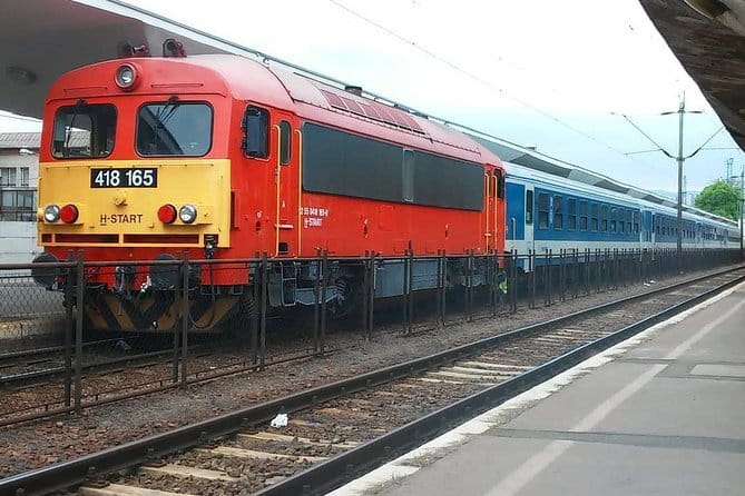 Agra tour by Train - Delhi pickup to Nizamuddin: start the day on easy mode