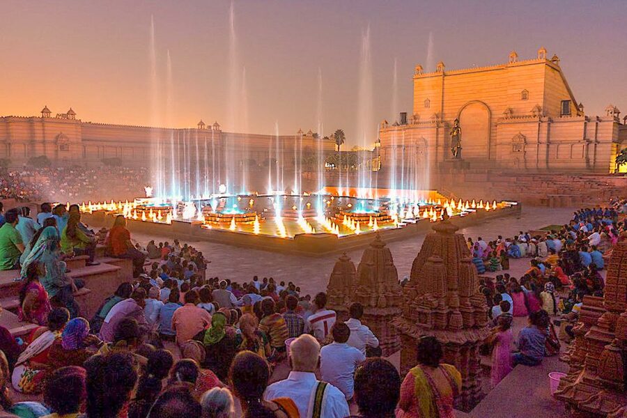 Akshardham Light & Fountain Show with Pick-up & Drop-off - What to wear and pack so the rules don’t slow you down