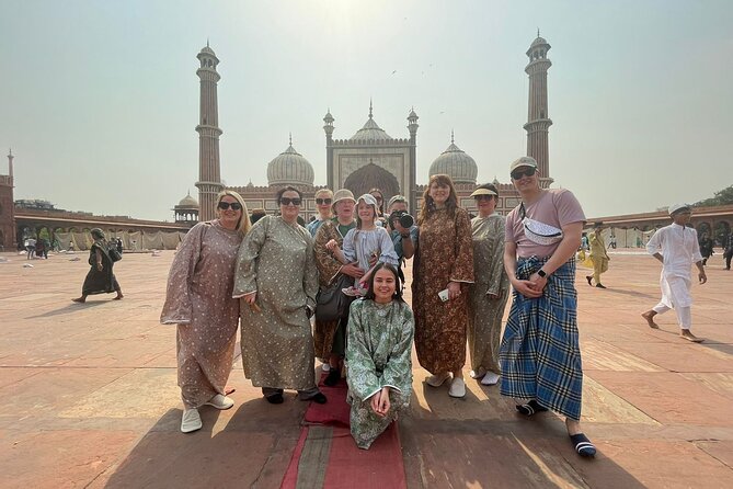 All Inclusive Full Day Old and New Delhi Tour with Entrance - Khari Baoli Spice Market: Where the Tour Hits Real Life
