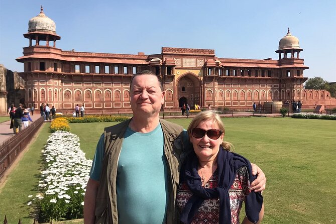 All Inclusive - Private Taj Mahal Sameday Tour By Car From Delhi - Agra Fort: pairing Akbar-era stories with red sandstone scale
