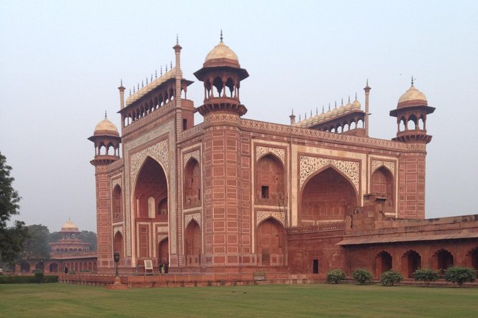 All Inclusive Private Tour of Tajmahal, Agra Fort and Baby Taj From New Delhi - Baby Taj (Itimad-ud-Daulah) for about an hour: marble work at a quieter pace