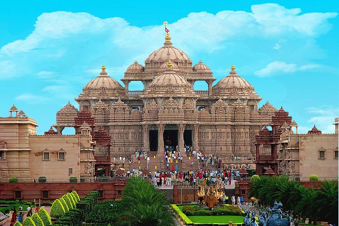 All-Inclusive Sacred Delhi: Private Full-Day Temples Experience - ISKCON Temple Delhi: chanting, devotion, and a modern Hindu vibe