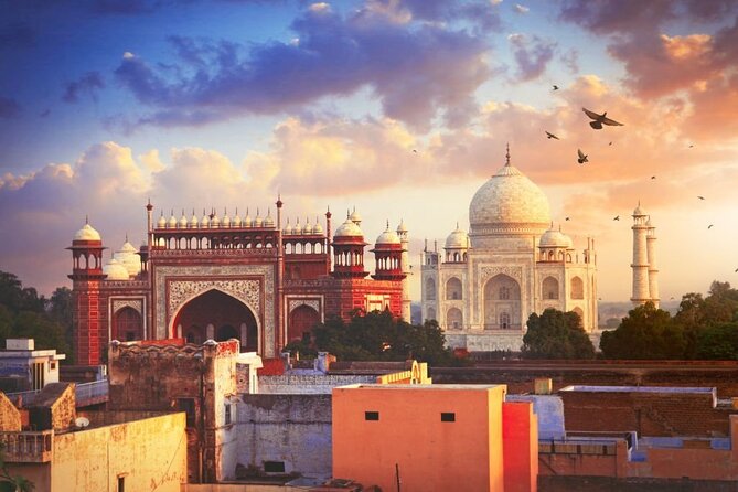 All Inclusive: Same day Taj Mahal Tour From Delhi - Lunch at a 5-Star Agra Hotel: Where the Day’s Pace Changes