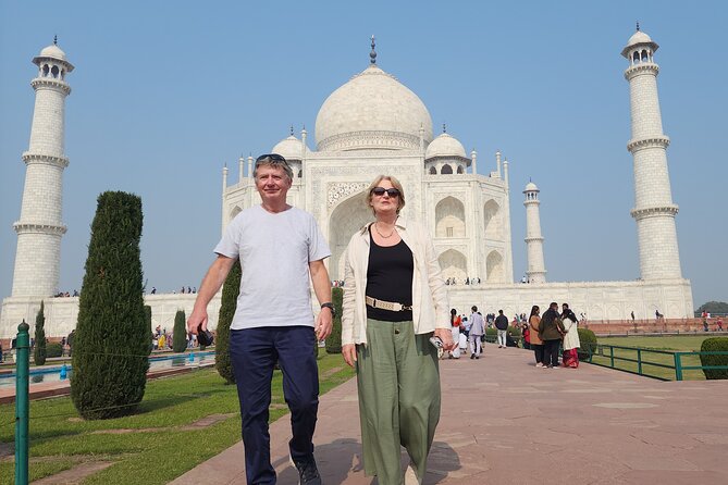 All Inclusive Taj Mahal, Agra Fort, Baby Taj Car with Local Guide - Price and what you actually get for $57 per person