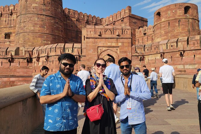 All Inclusive Taj Mahal, Agra Fort, Baby Taj Car with Local Guide - Who should book this Delhi to Agra private day trip