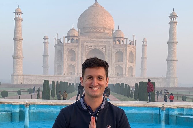 All Inclusive Taj Mahal & Agra Fort Tour from Delhi by Express Train - Price and logistics: what you’re really paying for