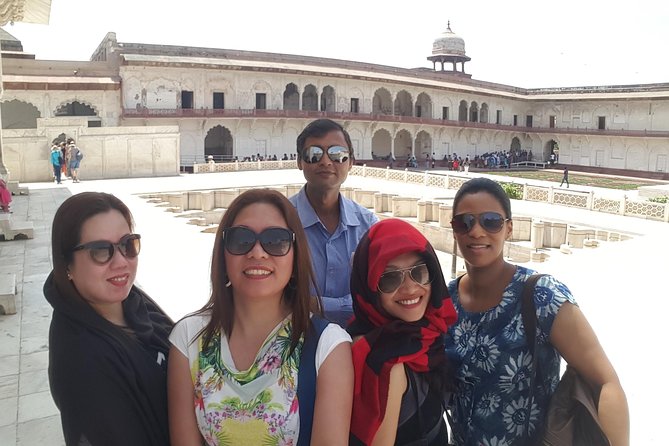 Amazing Taj and Fort - Price and Value at $200: What You Get (and What You Don’t)