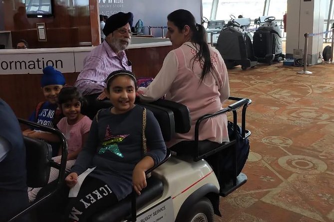 Arrival Meet & Assist service at Delhi Airport with optional Private transfer - Private Driver Transfer: Arriving in Delhi Without the Taxi Battle
