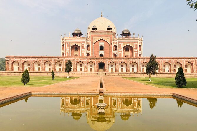 Best of 8 hrs Private old & New Delhi City Tour - Pickup, Car Comfort, and How the Day Gets Off the Ground