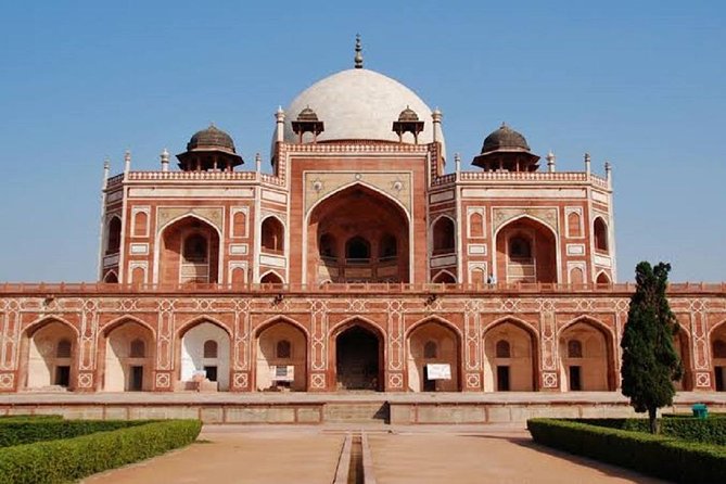 Best of New Delhi City Tour with Local Experience - Rashtrapati Bhavan and the British-era civic sweep