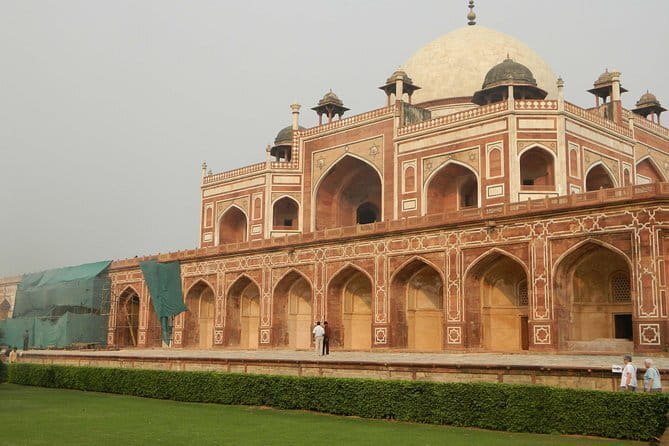 Budget Delhi One Day Tour - Your Ride and Guide: Private, English-Friendly, Comfort-First