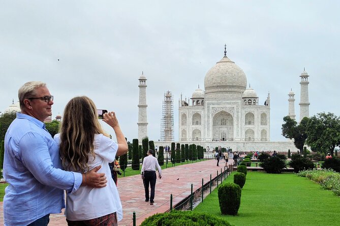 Dawn of Taj Mahal And Breakfast In Agra - Agra Fort After Breakfast: Akbar’s Stronghold and UNESCO Walls