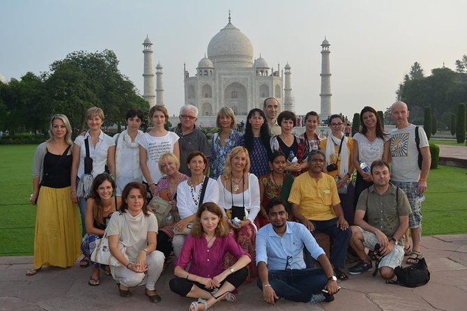 Day Trip to Taj Mahal from Delhi by Private Car - Private Car Comfort: How the Delhi–Agra drive actually helps