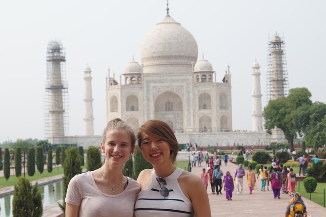Day Trip to Taj Mahal from Delhi by Private Car - English-speaking guide: what you should ask for