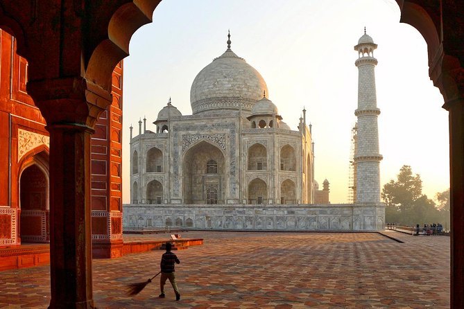 Day Trip to World's Greatest Monument of Love - Agra Tour from Delhi - The drive back to Delhi and timing realities