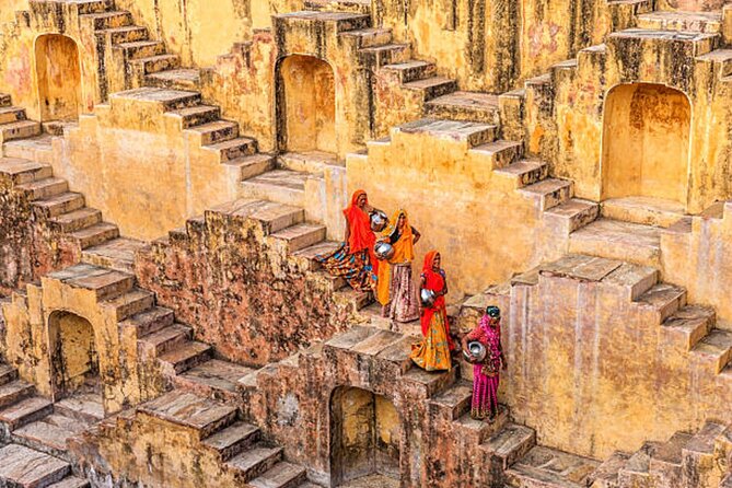 Delhi: 7 Days Golden Triangle with Tiger safari & Varanasi - Amber Fort, City Palace, Jantar Mantar, and Hawa Mahal on Day 3