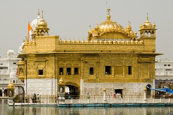 Delhi Agra Amritsar Dharmashala Tour Package - Wagah Border Parade: The Afternoon Energy Shift