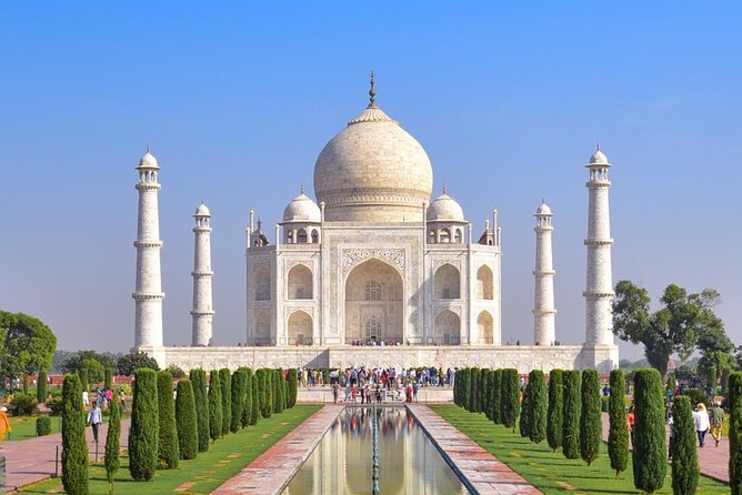 Delhi-Agra-Jaipur:- Privately Guided Golden Triangle Trip ( 5 Days/4 Nights ) - Delhi Day 1: Jama Masjid to Akshardham evening lights (with markets in the middle)
