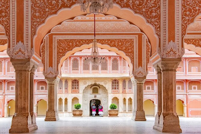 Delhi, Agra, Jaipur & Ranthambhore Tiger Safari 5-Day Tour - Day 4 evening in Jaipur: arriving ready for the real old-city sights
