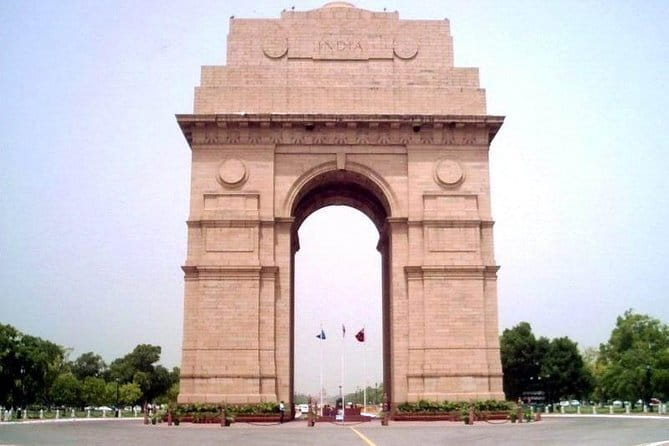 Delhi Agra Jaipur Udaipur Rajasthan 9 Days Tour From New Delhi - Day 1 in Delhi: arrive, reset, then ease into the city