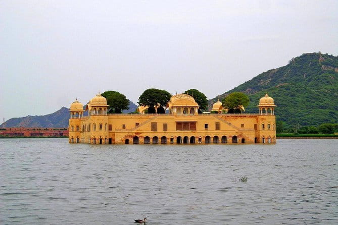 Delhi Agra Jaipur Udaipur Rajasthan 9 Days Tour From New Delhi - Included comfort that affects your day more than you’d think