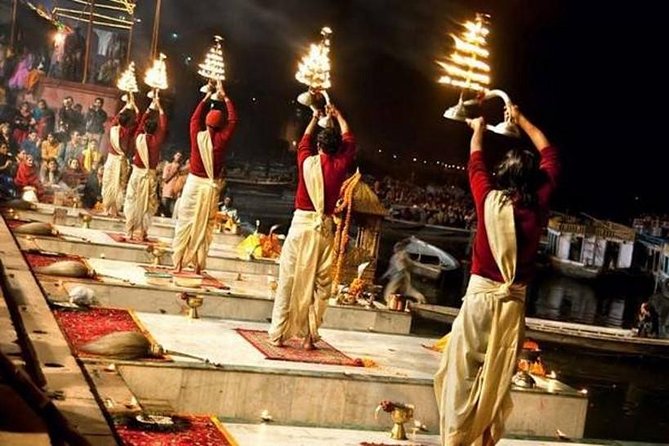 Delhi Agra Jaipur & Varanasi Tour – Taj Mahal & Ganga Aarti - The drive to Jaipur: Amber Fort’s drama and a quick taste of lake-palace life