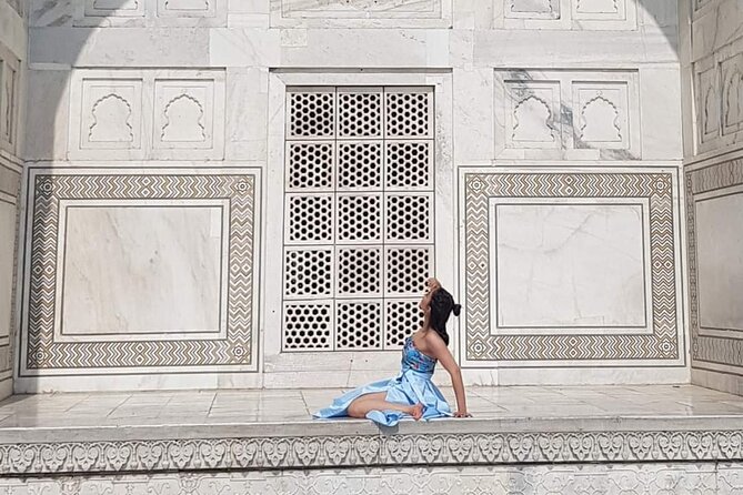 Delhi Agra Same Day Tour By Toyota Luxury Car. - Best For Who: Private-Trip Travelers, Families, and Detail Seekers
