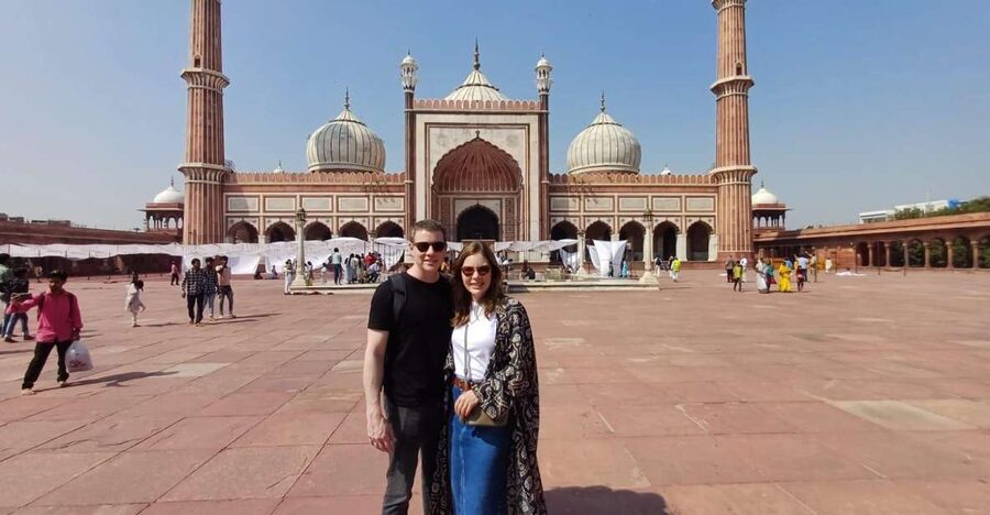 Delhi: Airport to Airport Guided Layover City Tour - Qutb Minar and the UNESCO stop: why it’s the anchor of the day