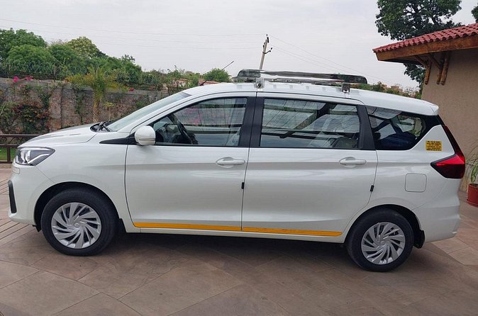 Delhi Airport Transfer – Pickup and Drop-Off (Choose One or Both) - Should You Book This Delhi Airport Transfer?