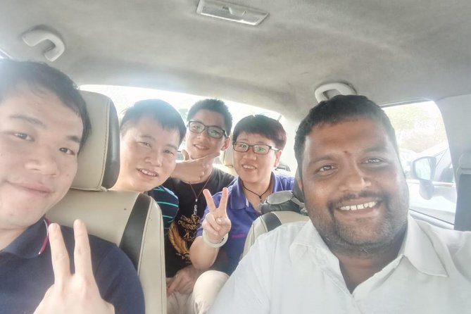 Delhi Airport Transfers : Budget Sedan and SUV Cabs - How this Delhi airport transfer feels in real life