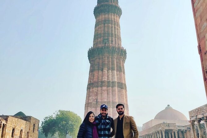 Delhi: Best 4 to 8 hour Old and New Delhi City Tour-All Inclusive - A smart half-day sweep from Qutub Minar to Chandni Chowk