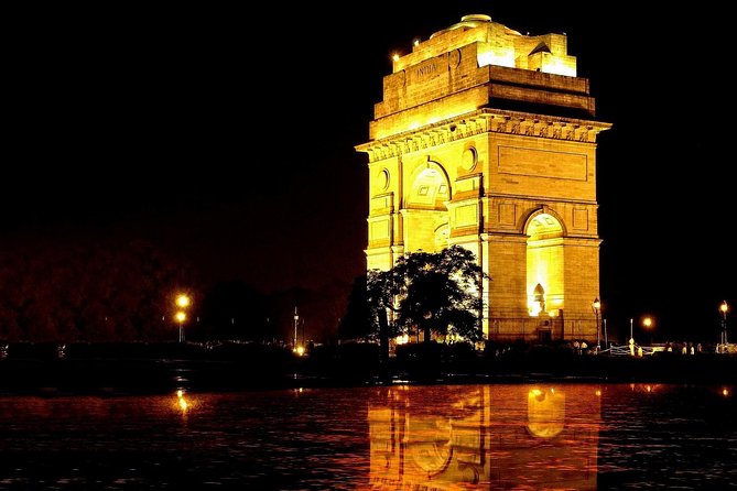 Delhi by Evening Tour with Private AC Car, Guide & Dinner - India Gate at dusk: the photo stop that sets the mood