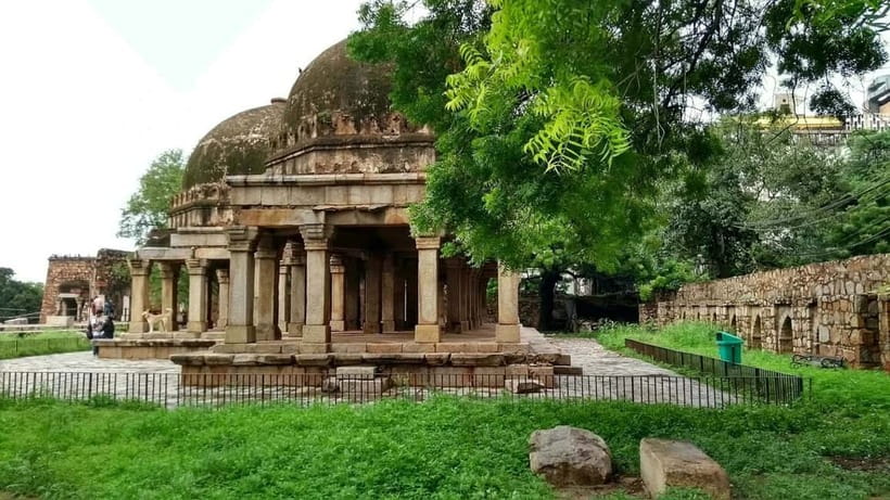 Delhi City Hidden Gems Tour - Cover the Uncovered Sites - Lodhi Garden: tombs, trees, and an escape from motion