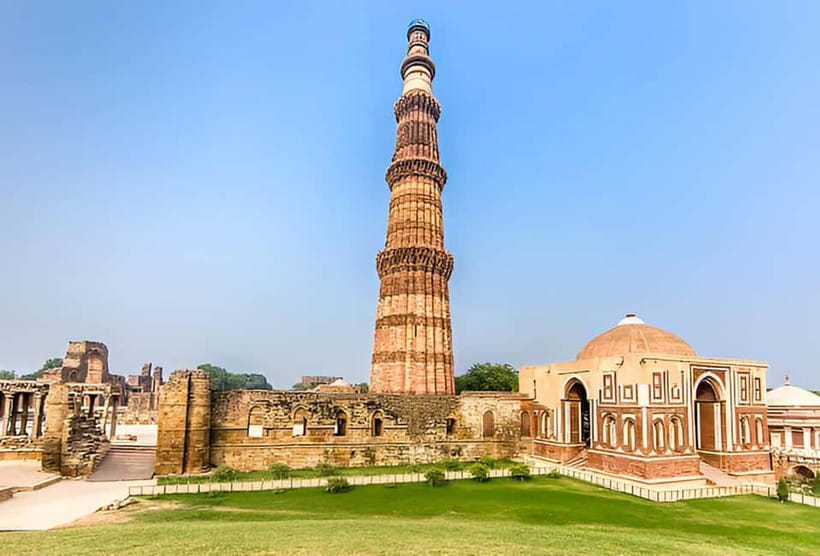 Delhi: Create Your Own Itinerary - Private Tour & Transfer - Old Delhi: Jama Masjid, Red Fort, and Khari Baoli by Tuk-Tuk