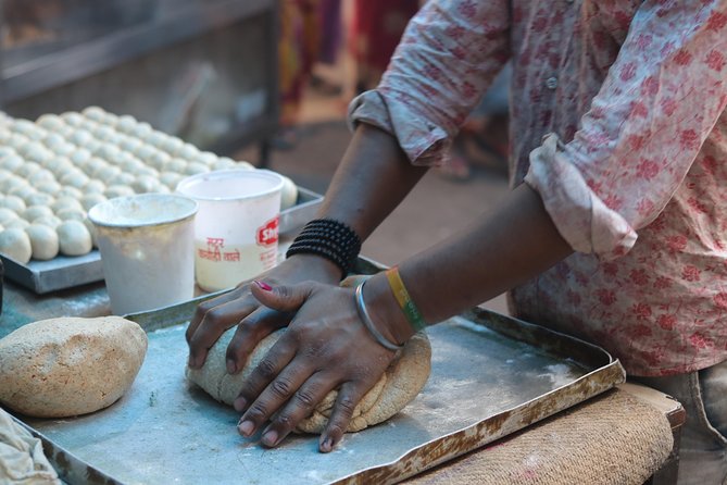 Delhi Culinary Evolution Tour: Old + New Delhi Food all inclusive - Stop 2: Connaught Place and How British Rule Changed Food