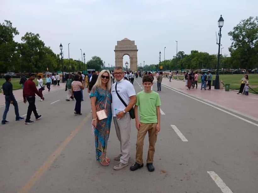 Delhi: Customizable Old and New Delhi Half or Full Day Tour - Jama Masjid Courtyard: Why the Guided Portion Matters