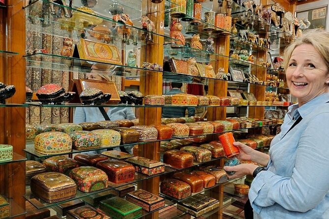 Delhi : Customized Half or Full Day Delhi Shopping Tour - Connaught Place and Khari Baoli: what to confirm before your tour