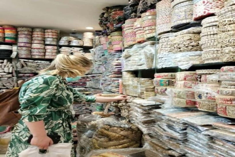 Delhi: Customized Shopping Tour with Female Consultant - Getting started: AC comfort, smart pickup, and the tour pace