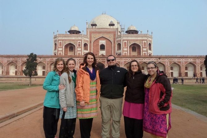Delhi Day Tours with Lunch, Monument Entrance and Rickshaw Ride - One-day Delhi, built to keep your head clear