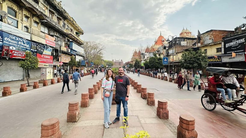 Delhi Diaries: Chaos, Culture & Charm - The Cycle Rickshaw Ride: Up Close Without All-Day Walking
