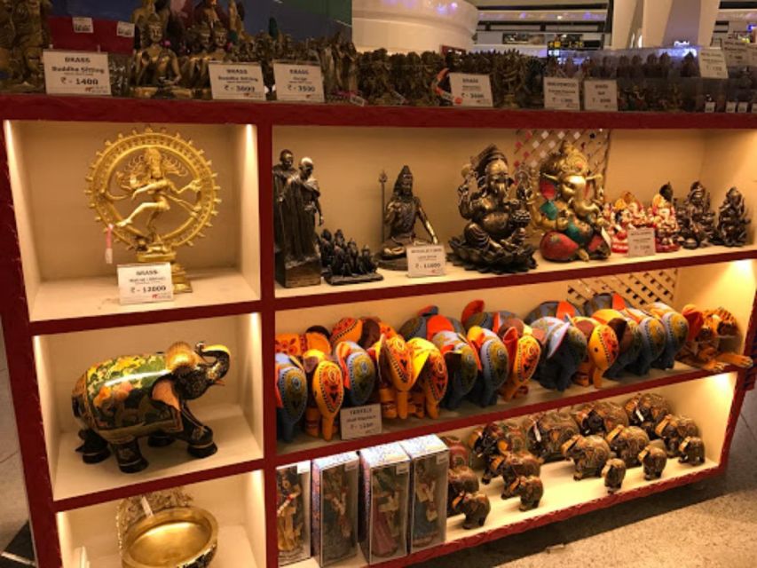 Delhi Exclusive Guided Shopping Tour in AC car and transfers - Price and value: why $18 can work for the right shopper