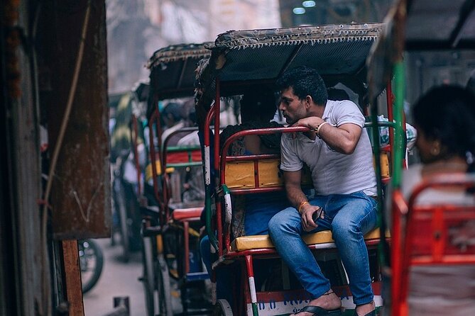 Delhi: Explore Old Delhi on Tuk Tuk with Shopping and Street Food - Jama Masjid: seeing a huge landmark with context (about an hour)