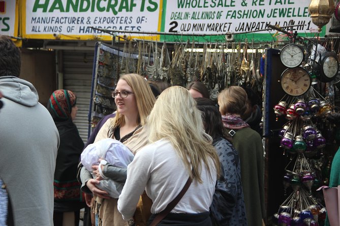 Delhi Flea and Street Markets Tour - The meeting point and your walking reality